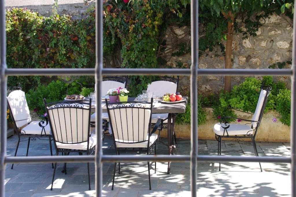 Villa 1853, Spetses Ground Floor Luaran gambar