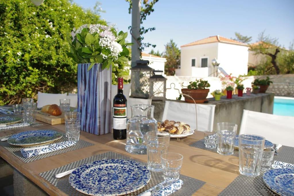 Villa 1853, Spetses Ground Floor Luaran gambar