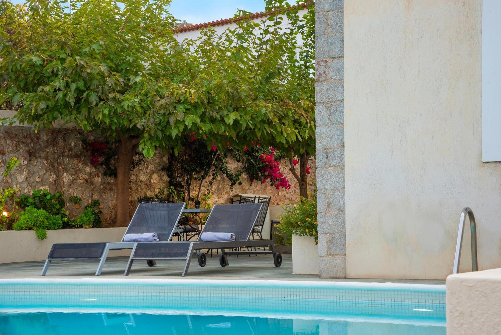 Villa 1853, Spetses Ground Floor Luaran gambar